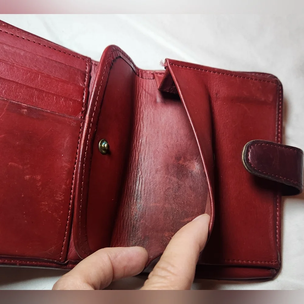 Vintage Coach Compact Clutch Wallet Red - Picture 4 of 6
